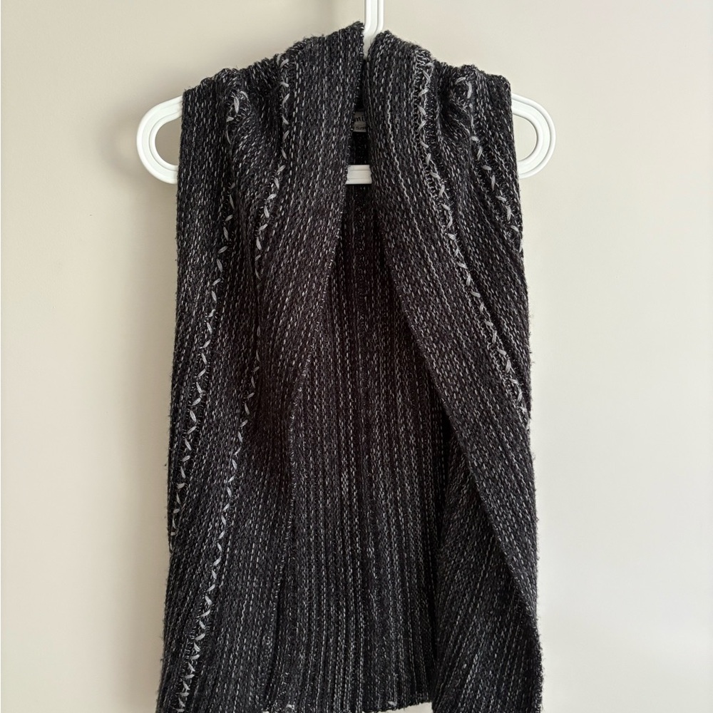 Stylish Black and Gray Women's Poncho